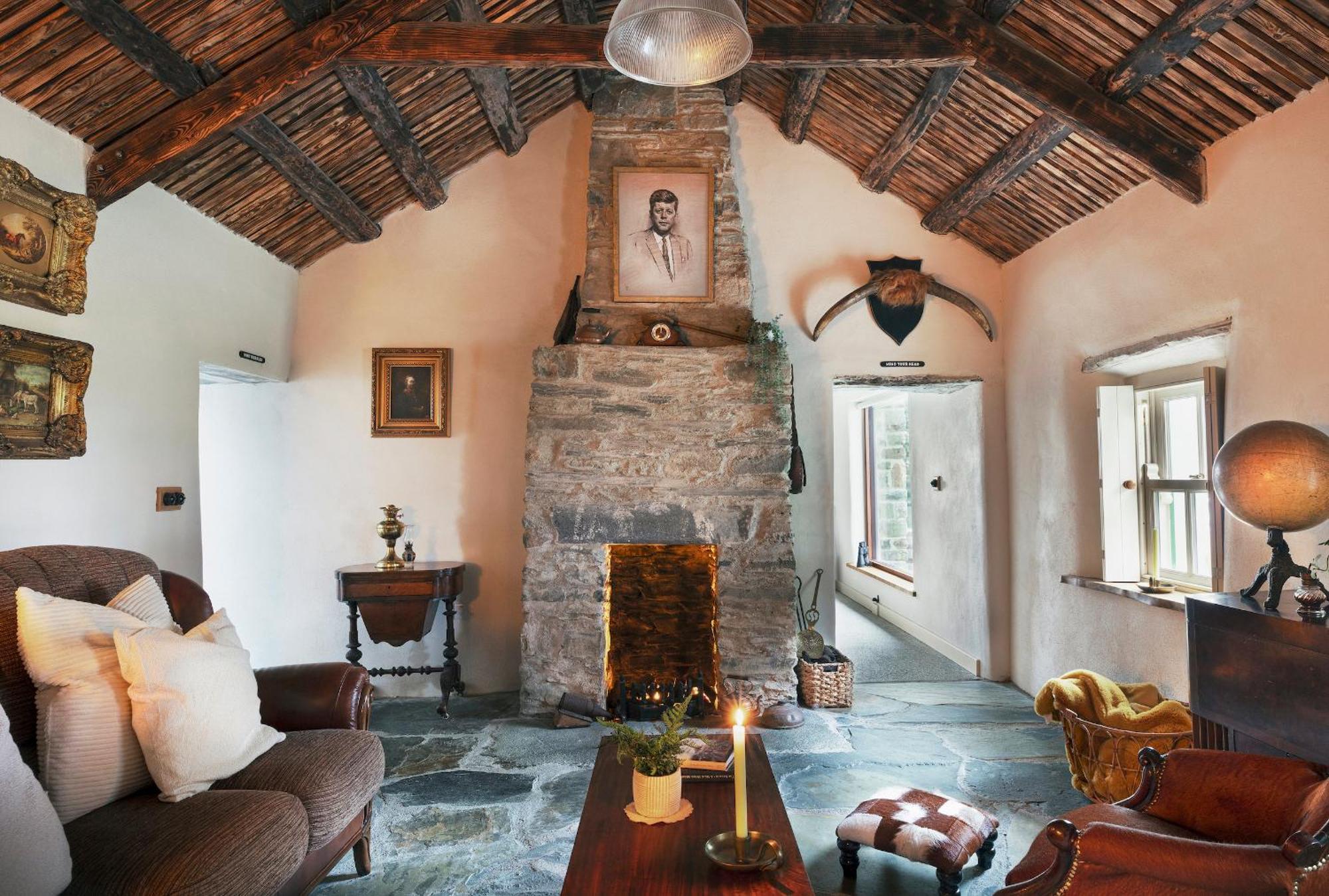 Secluded Thatched Cottage, Near Beaches & Hill Walking Rashenny 외부 사진